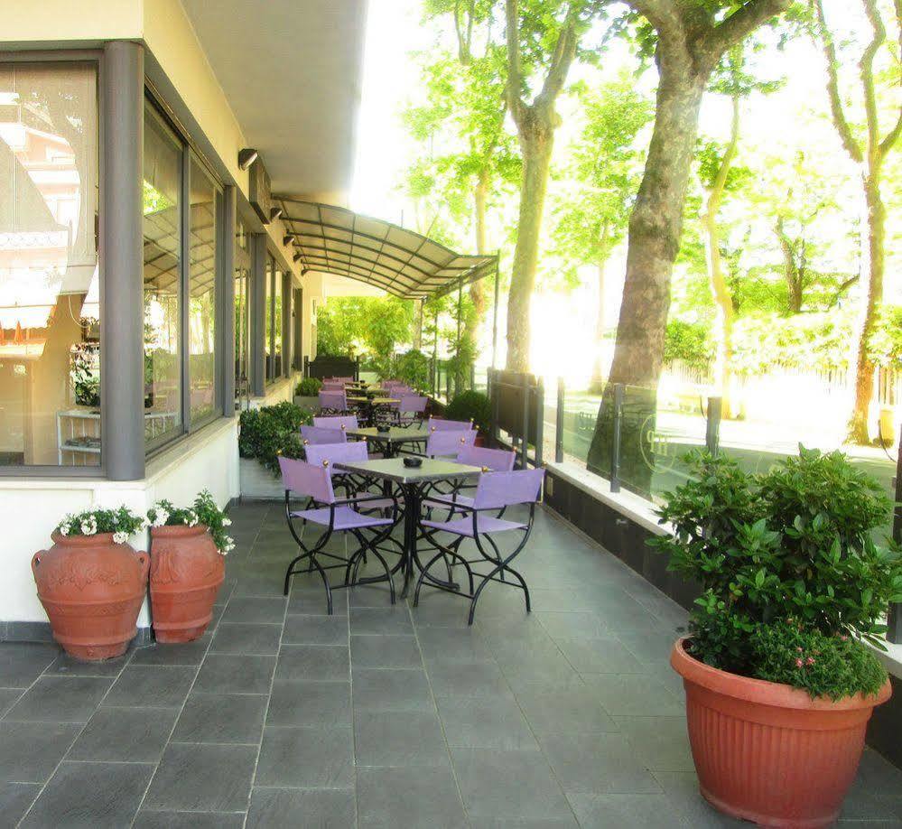 Hotel Prater Cesenatico Exterior foto
